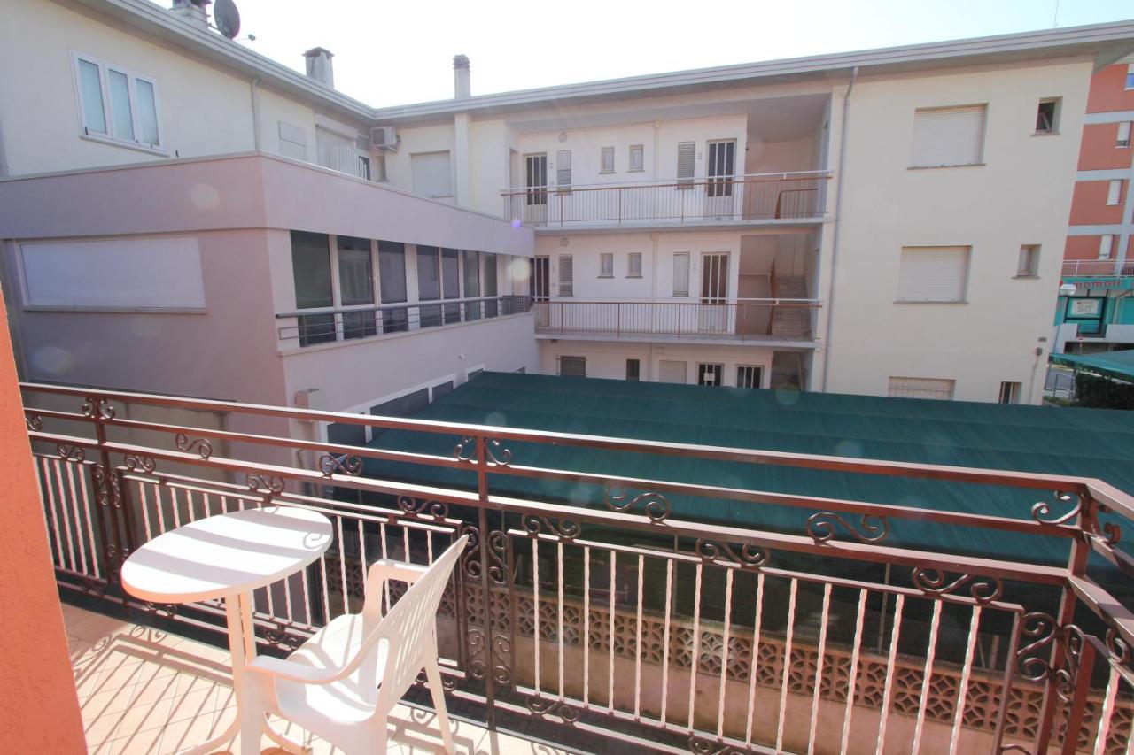 Ferienwohnung Graziano Bibione Exterior foto